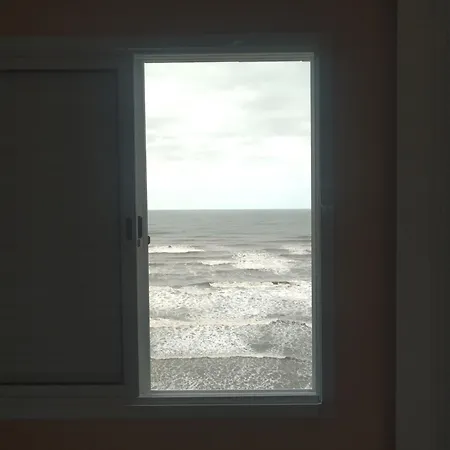 Apartamento Frente Mar Pe Na Areia Praia Grande  Exterior photo