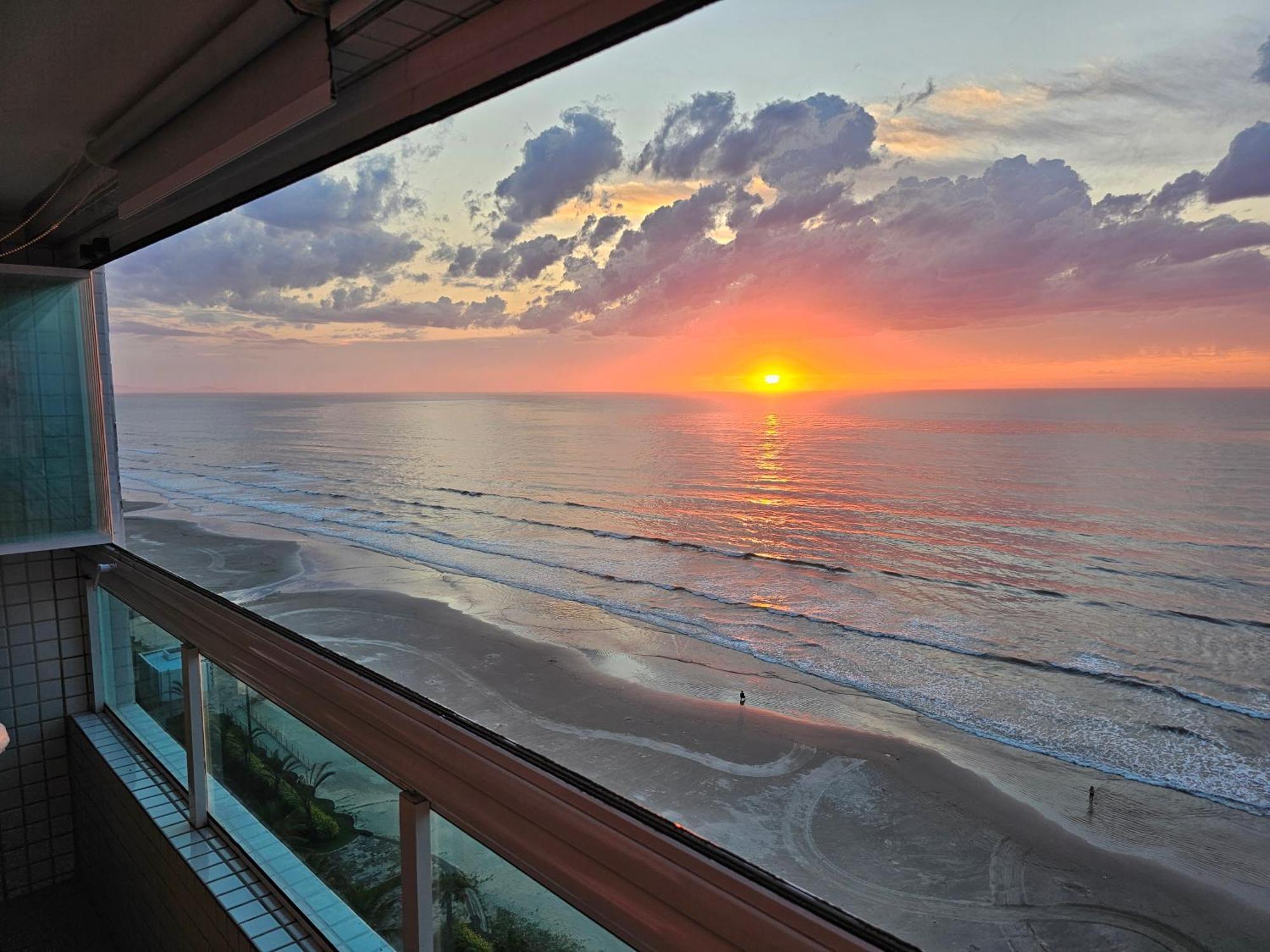 Apartment Frente Mar Pe Na Areia